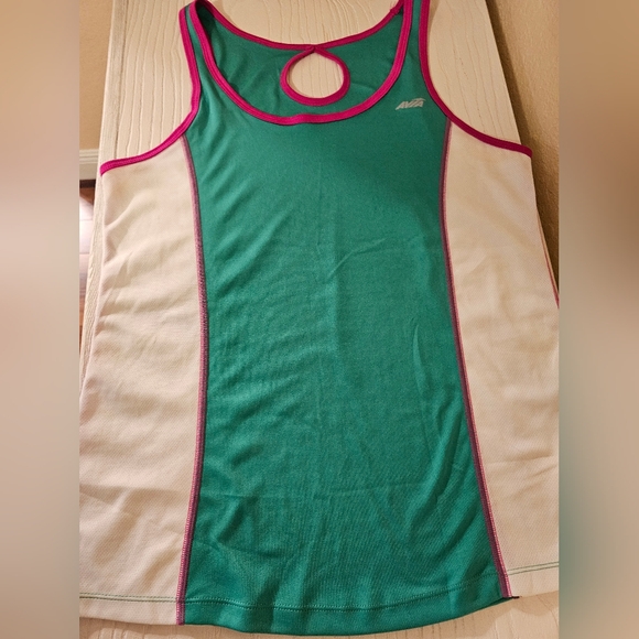 Avia Women's Ultra-Soft  Performance Top Multicolor. Size M. - Picture 8 of 8